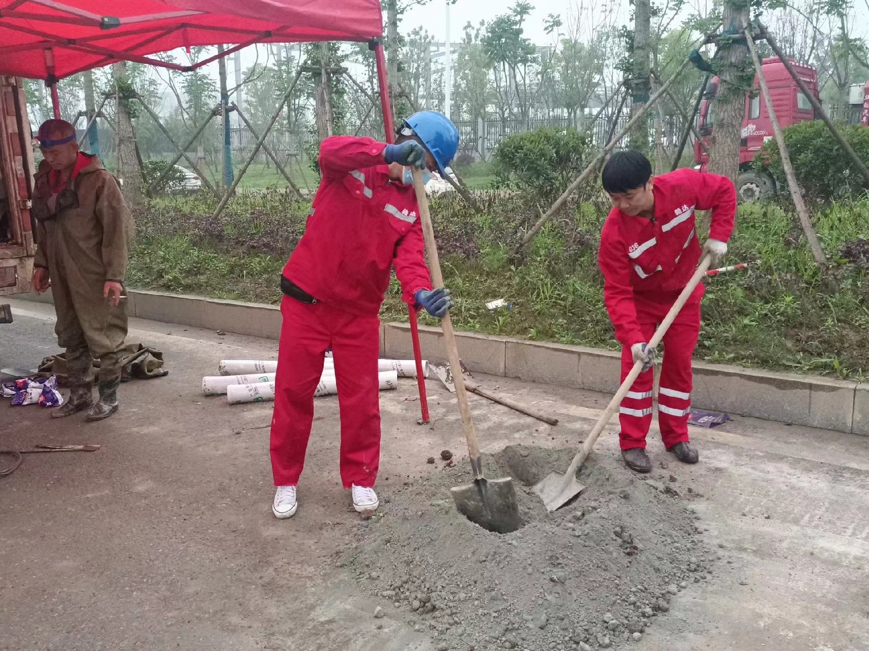 潼南管道疏通哪家好】及时进行市政管道清淤